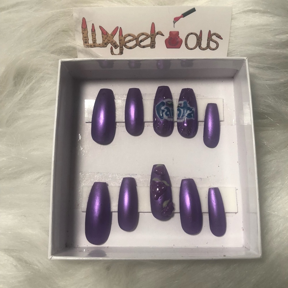 10 piece press on